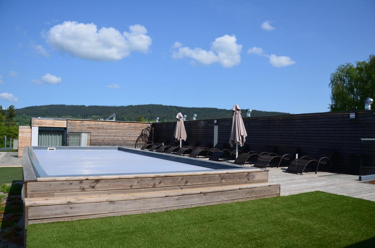 Jbx Resort Apartments Lipno 伏尔塔瓦河畔利普诺 外观 照片