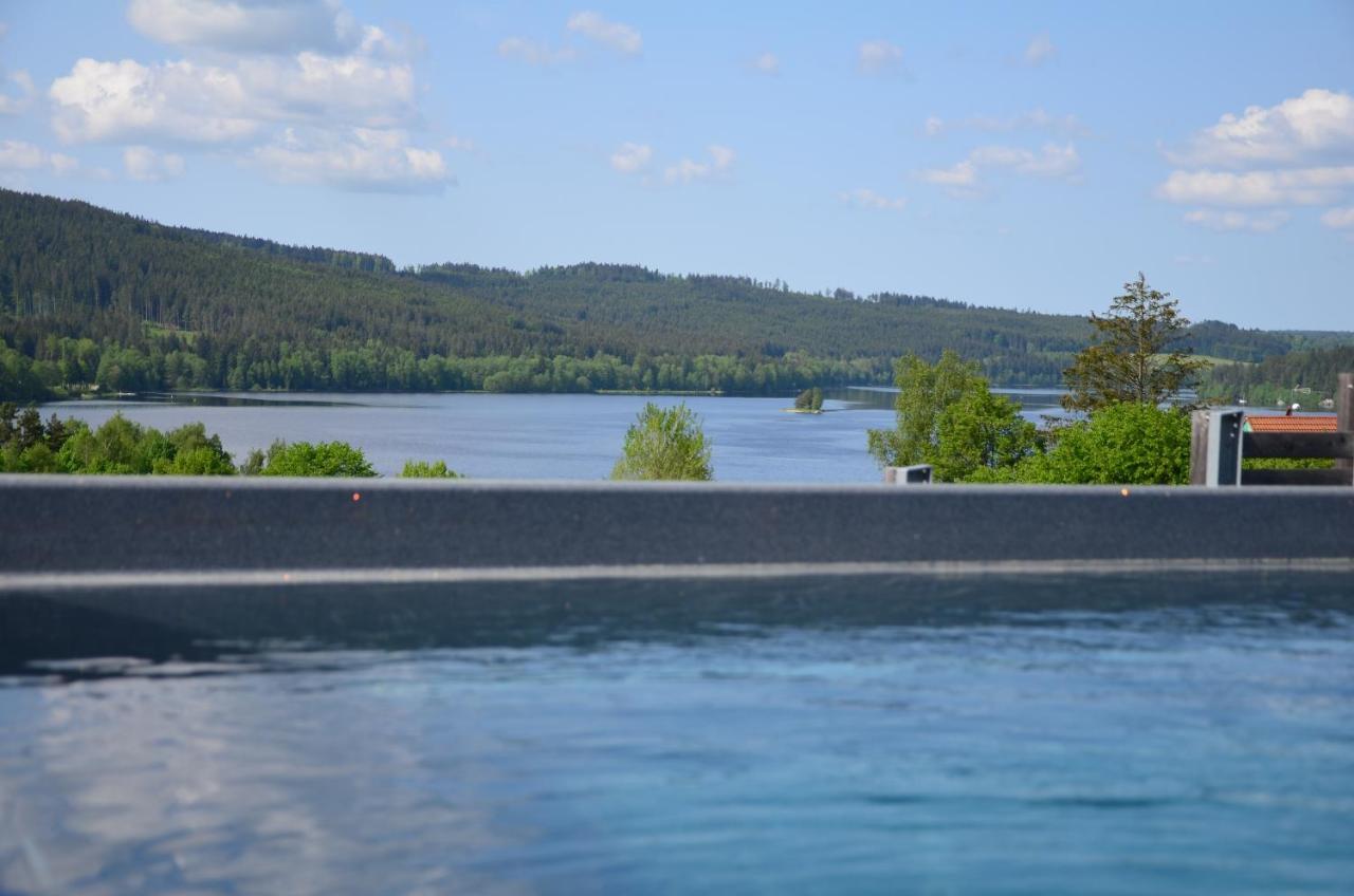 Jbx Resort Apartments Lipno 伏尔塔瓦河畔利普诺 外观 照片