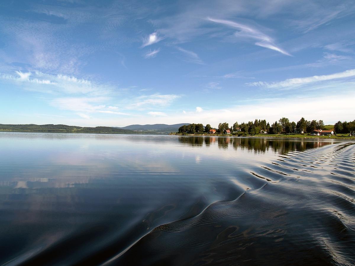 Jbx Resort Apartments Lipno 伏尔塔瓦河畔利普诺 外观 照片