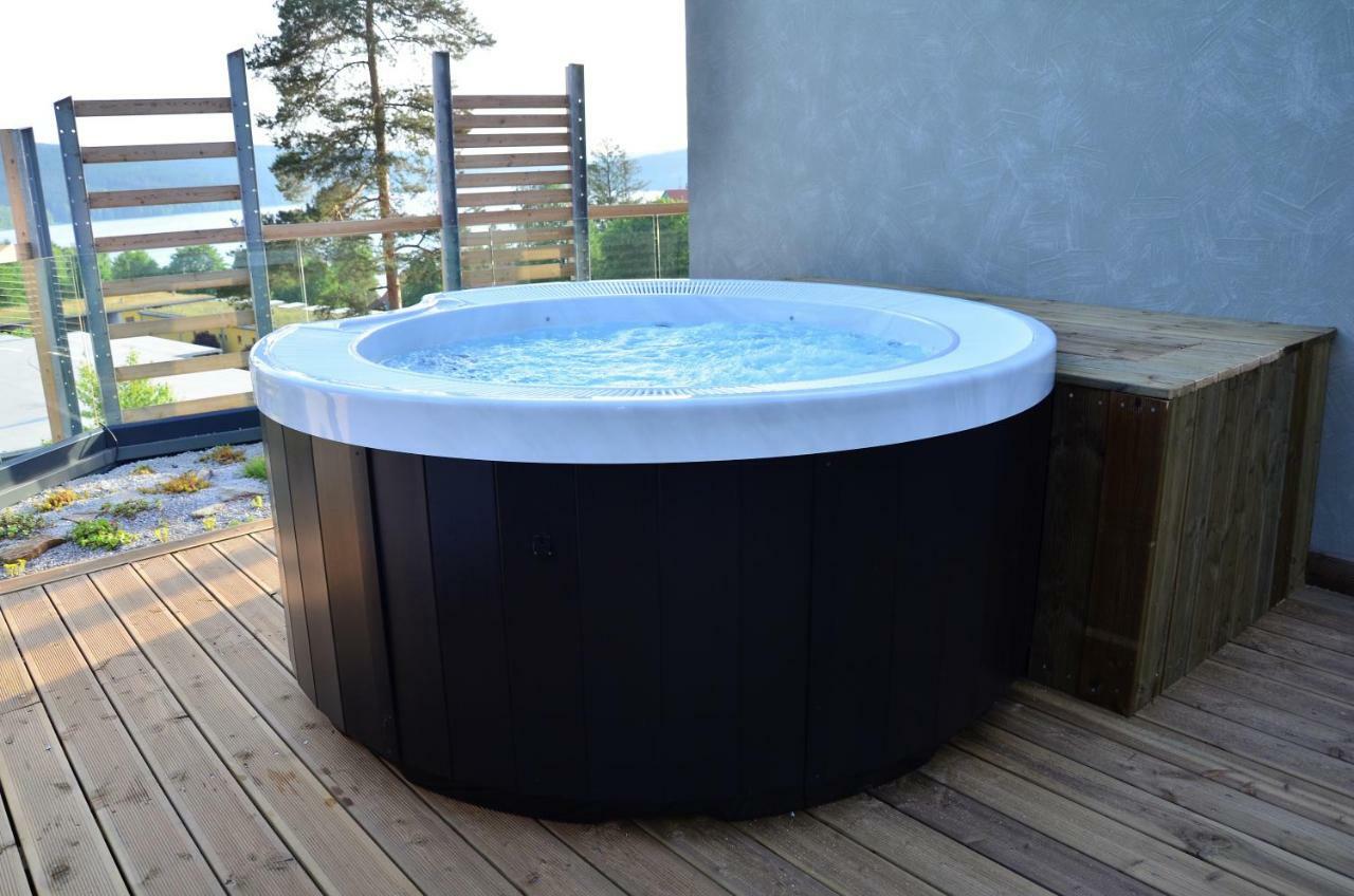 Jbx Resort Apartments Lipno 伏尔塔瓦河畔利普诺 外观 照片